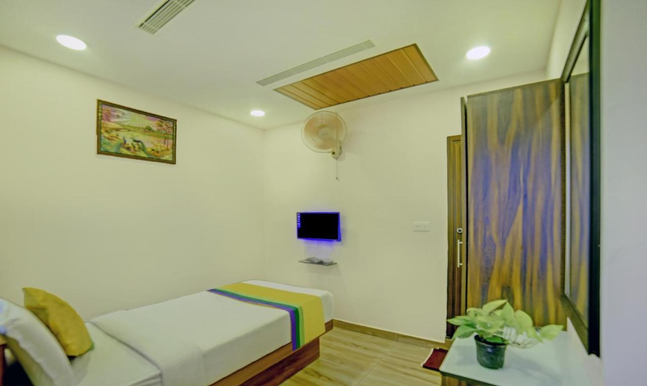 Treebo Trip Majestic Inn Thampanoor Thiruvananthapuram Zewnętrze zdjęcie